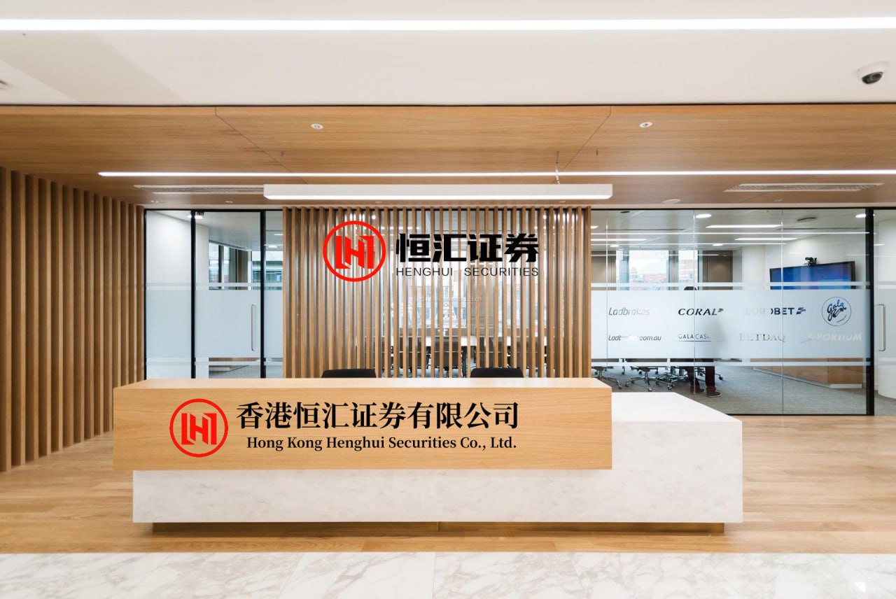 广禾配资 想钱想疯了！黄一鸣直播自曝女儿被抢走，知道真相简直太奇葩